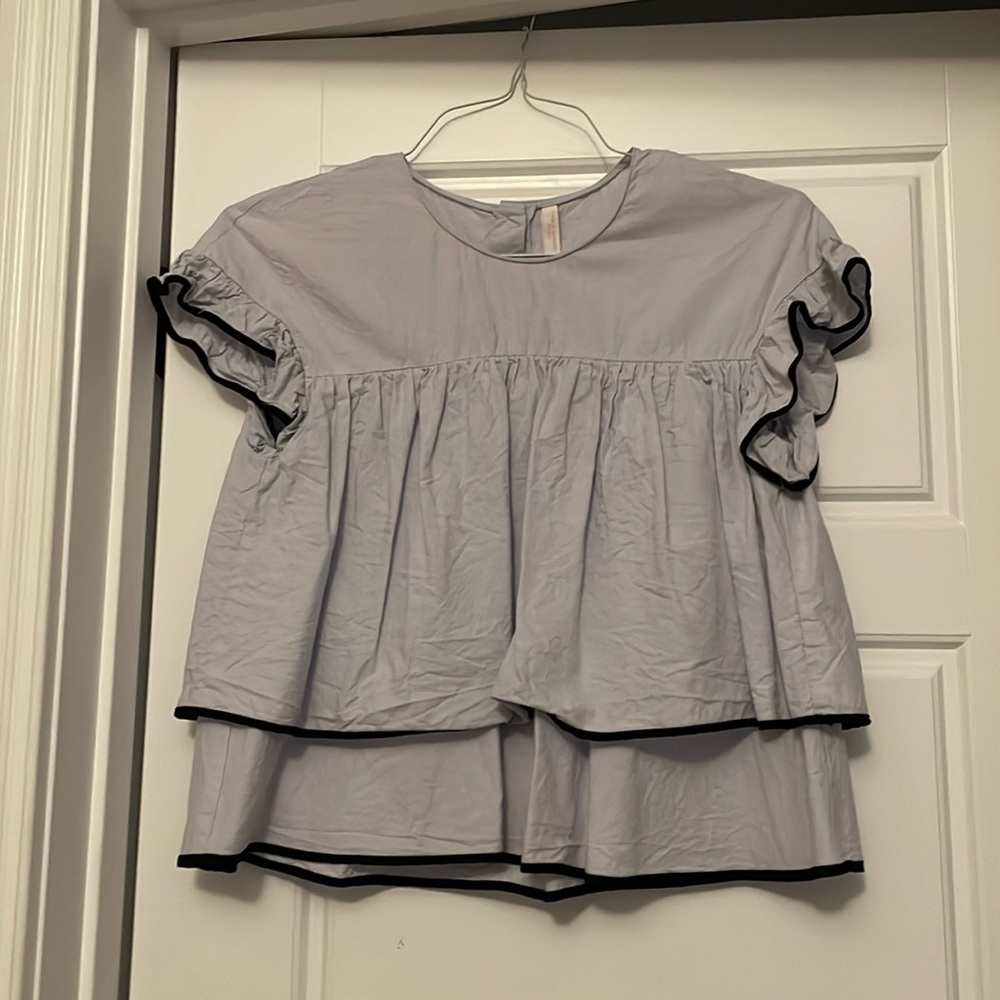 Zara top size us medium ruffle